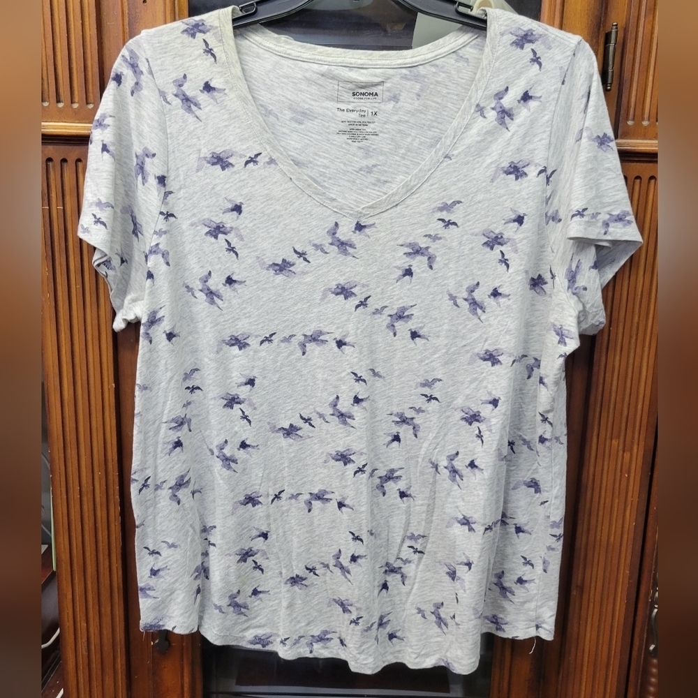 Sonoma 1X Gray V-Neck Short Sleeve Top The Everyday Tee